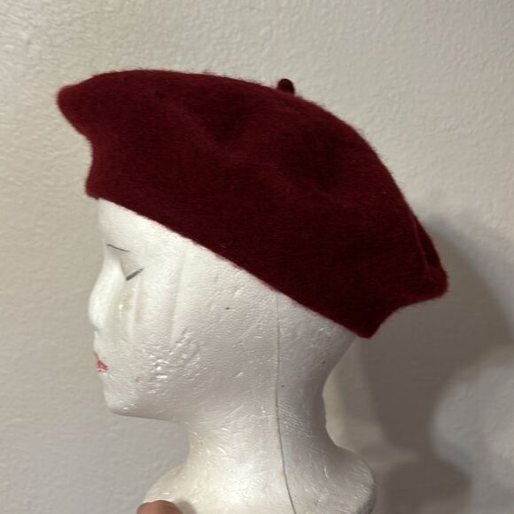 Burgundy Beret - Picture 2 of 4